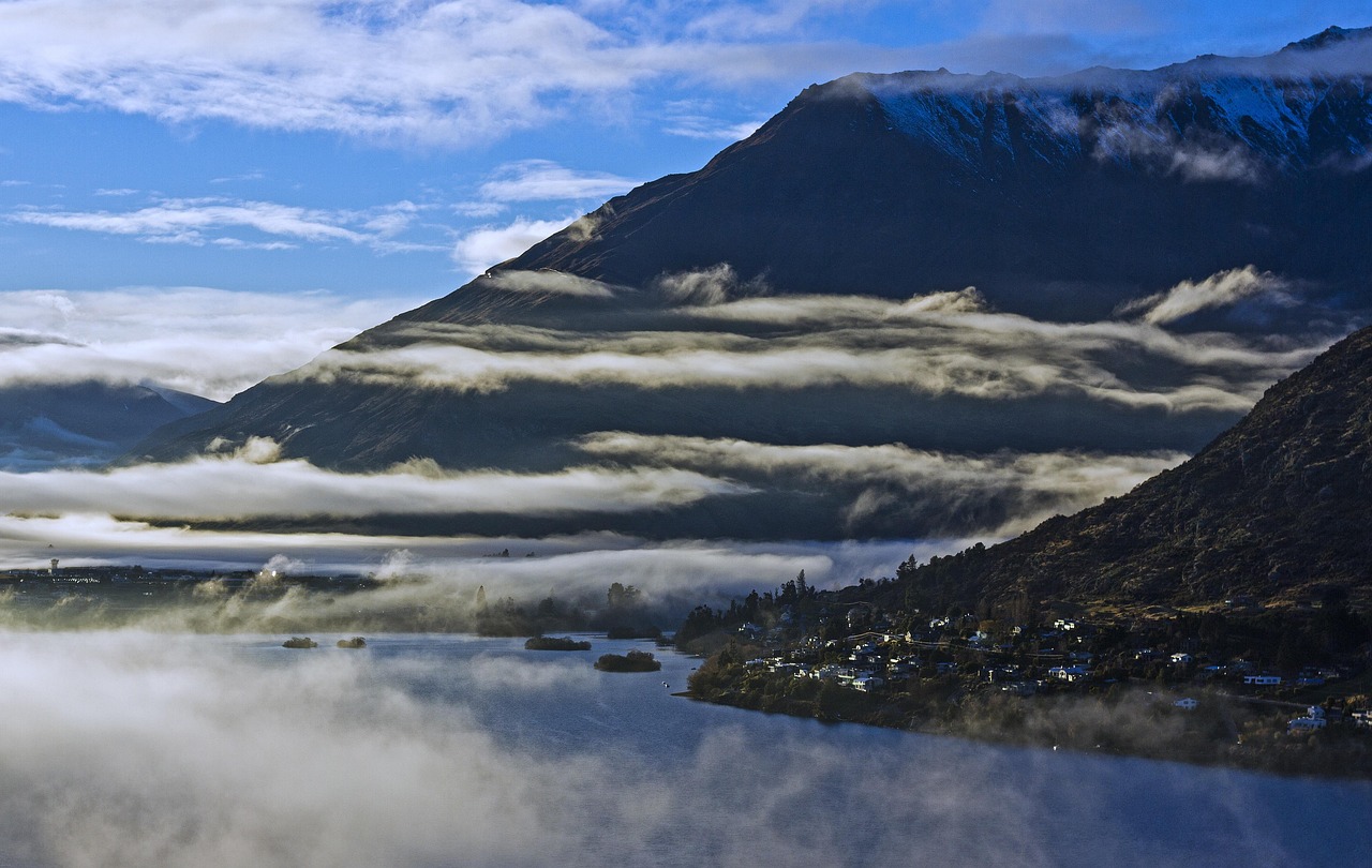 Mountains, mist, water — Modern teeth straightening with Invisalign London