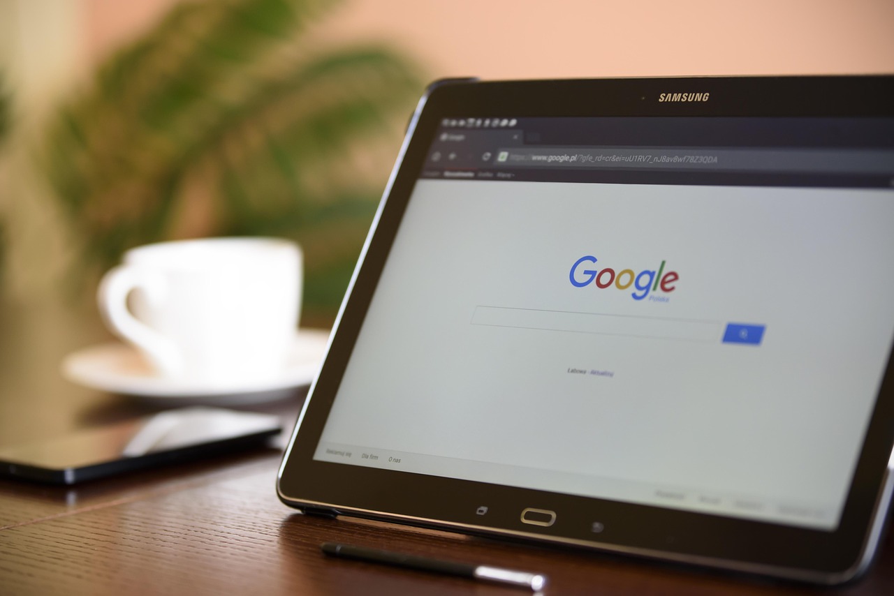 Internet search engine, tablet, samsung — Residential construction software for precise budgeting