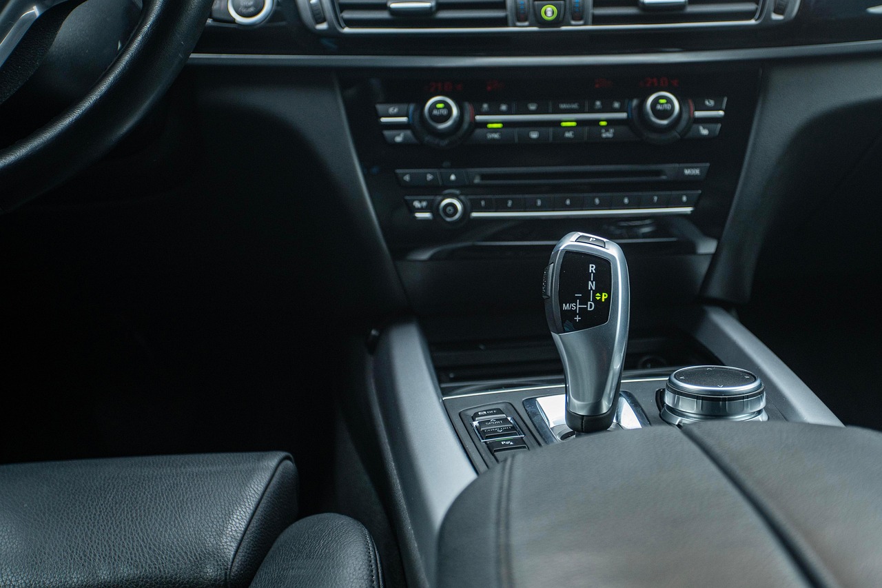 Gearstick, car, vehicle — Windows Server 2025 Supports Scalable and Secure IT Operations
